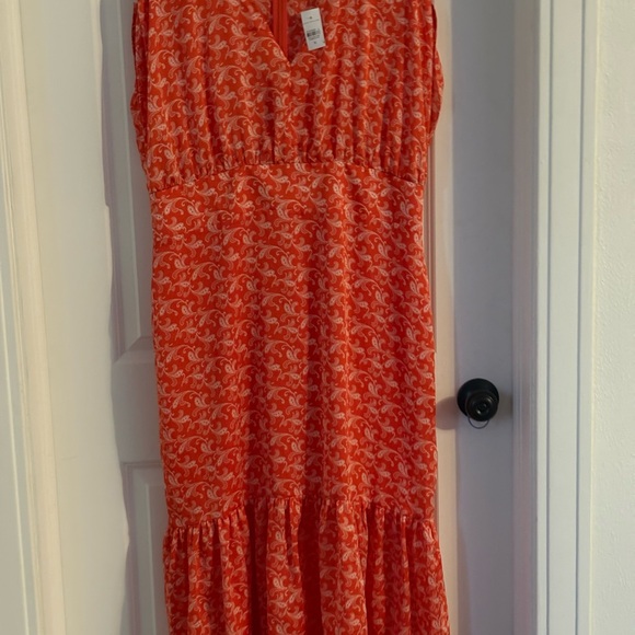 Ann Taylor Dresses & Skirts - Ann Taylor Vibrant Orange Midi Dress